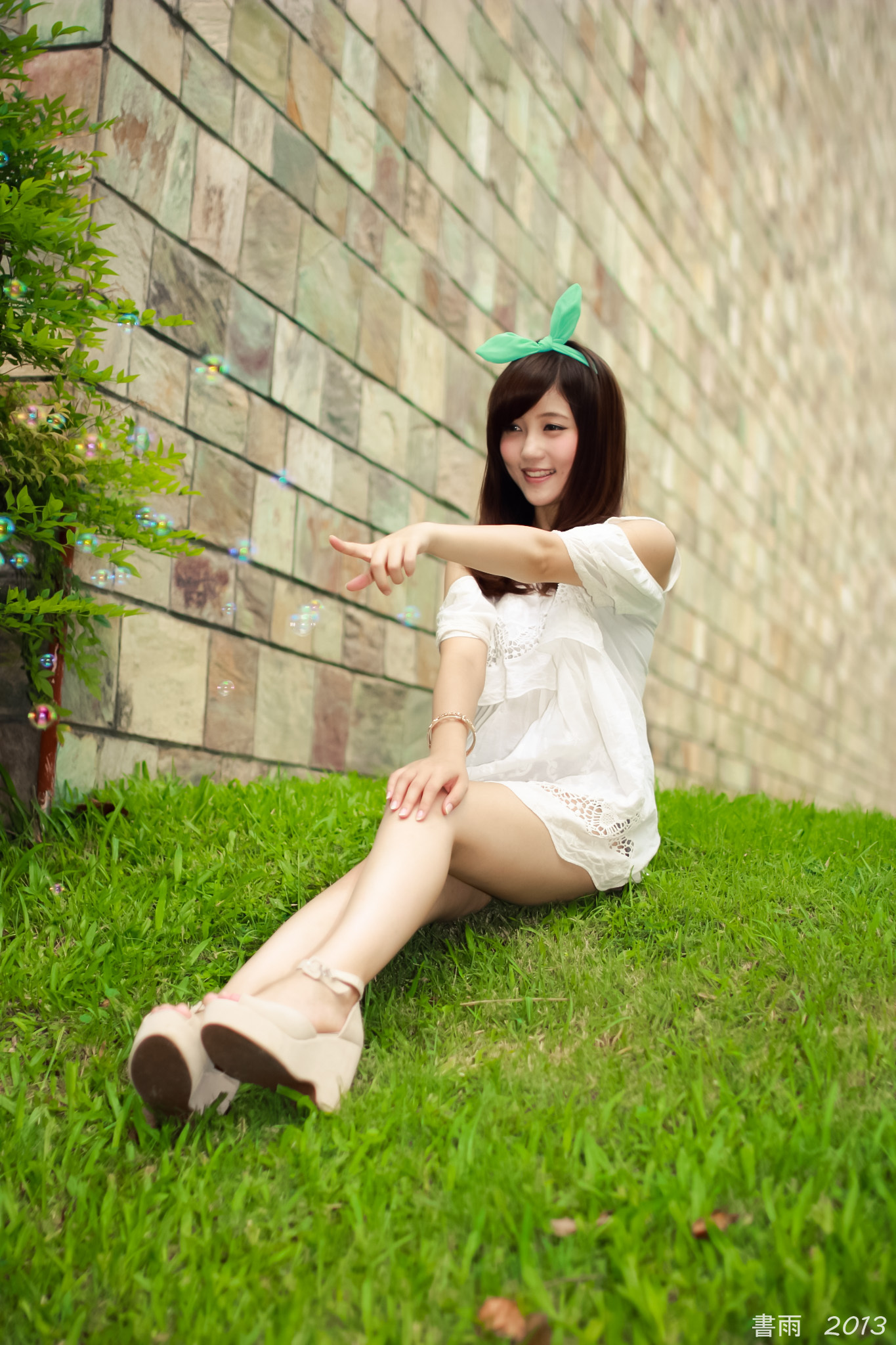 [Beautyleg番外篇]2013-09-14 敏敏国美馆外拍 1